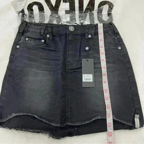 ONE TEASPOON BLACK PUNK 2020 MINI STRETCH HIGH WAIST DENIM SKIRT Size 12-14 NWT - Picture 3 of 6
